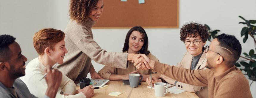 ¿Cómo implementar la equidad de género laboral en una empresa?